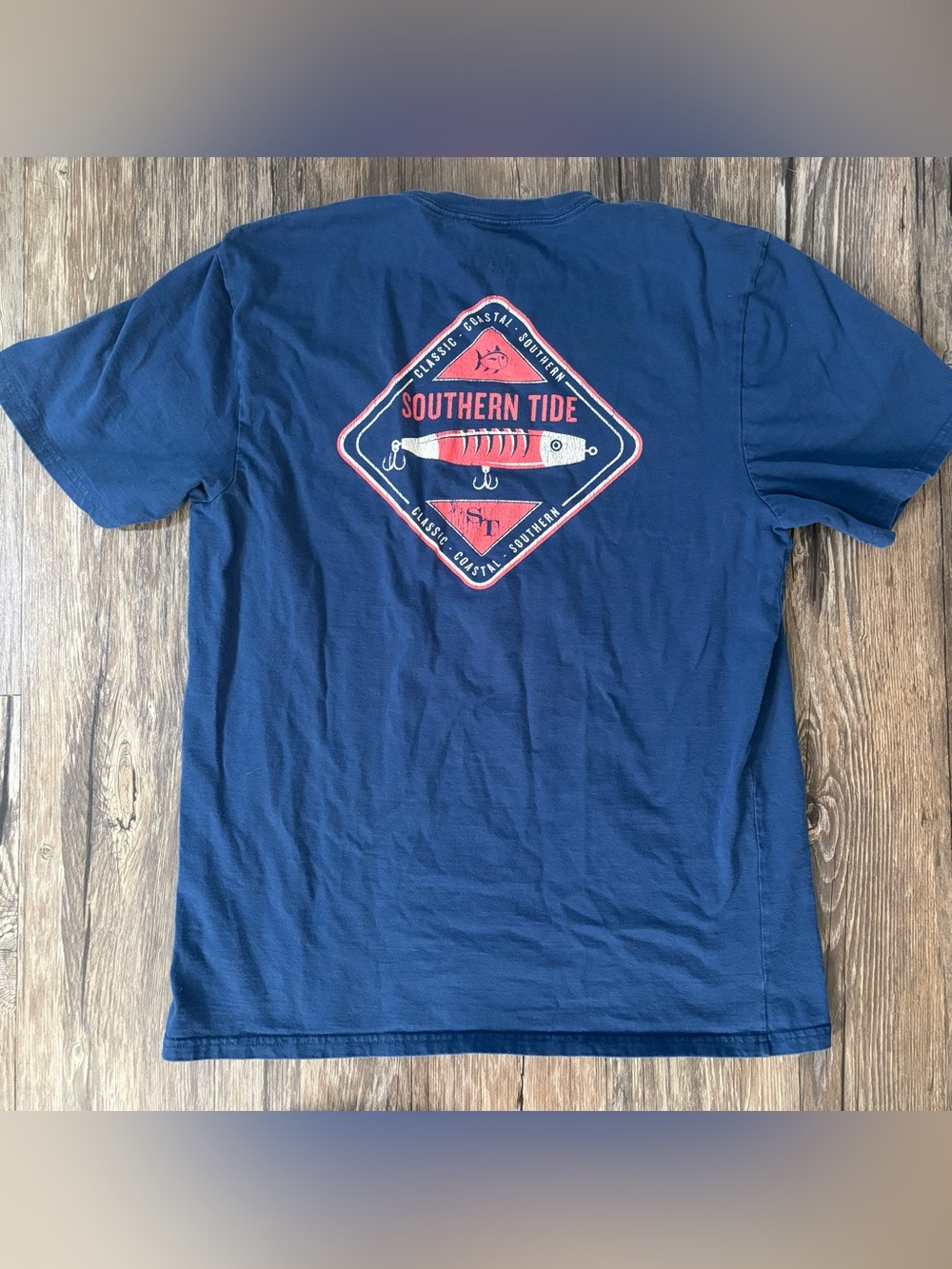 Southern Tide Men’s Medium Navy Fishing Graphic T-Shirt